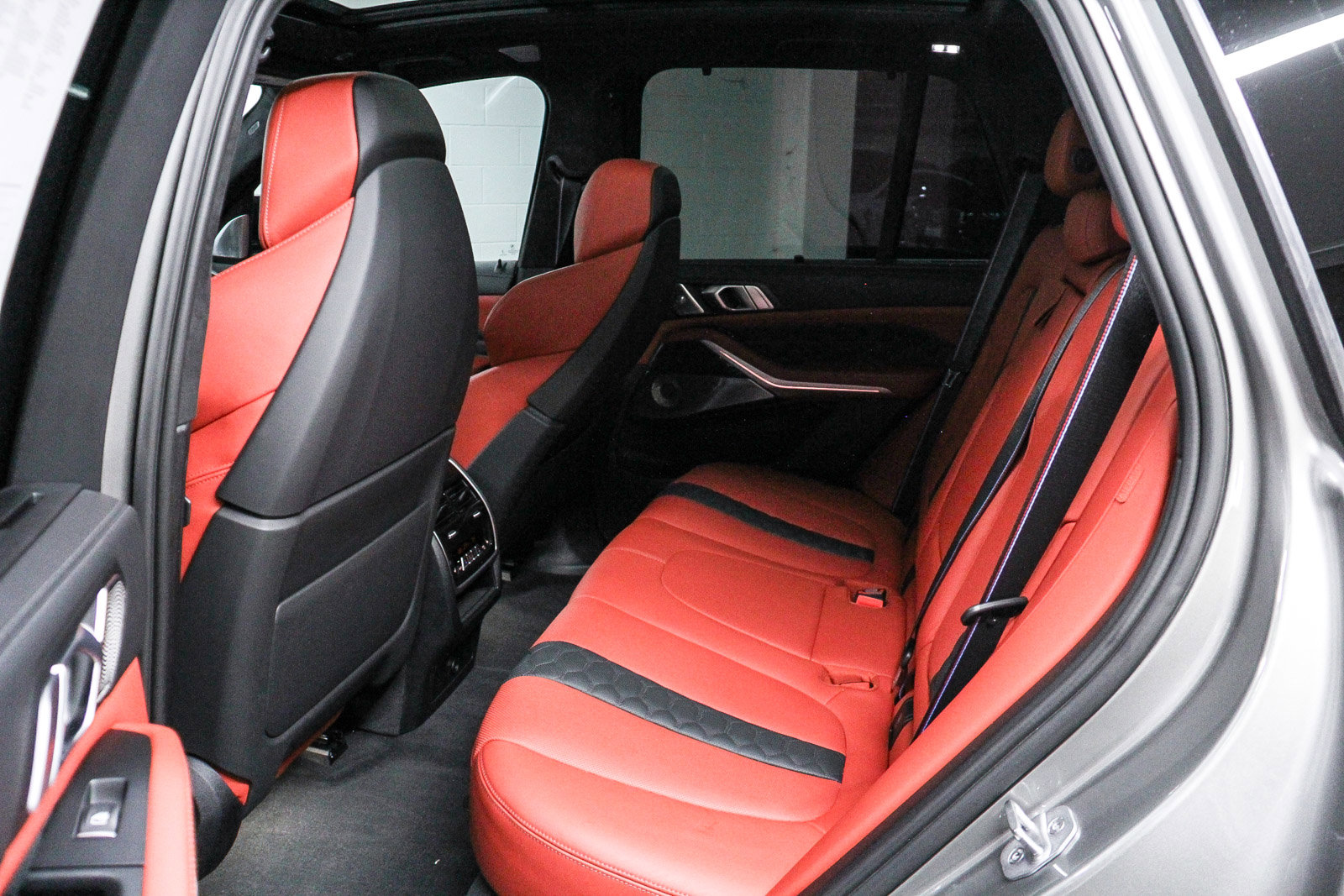 Used 2023 BMW X5 M w/ Competition Package image 17