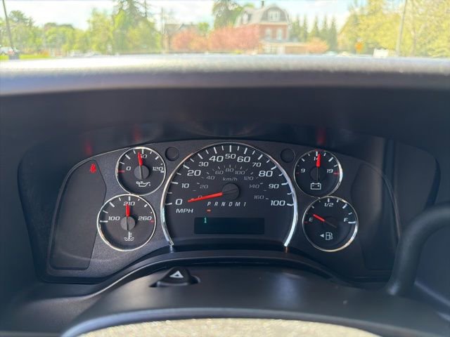 Used 2024 GMC Savana 2500 w/ Driver Convenience Package image 15