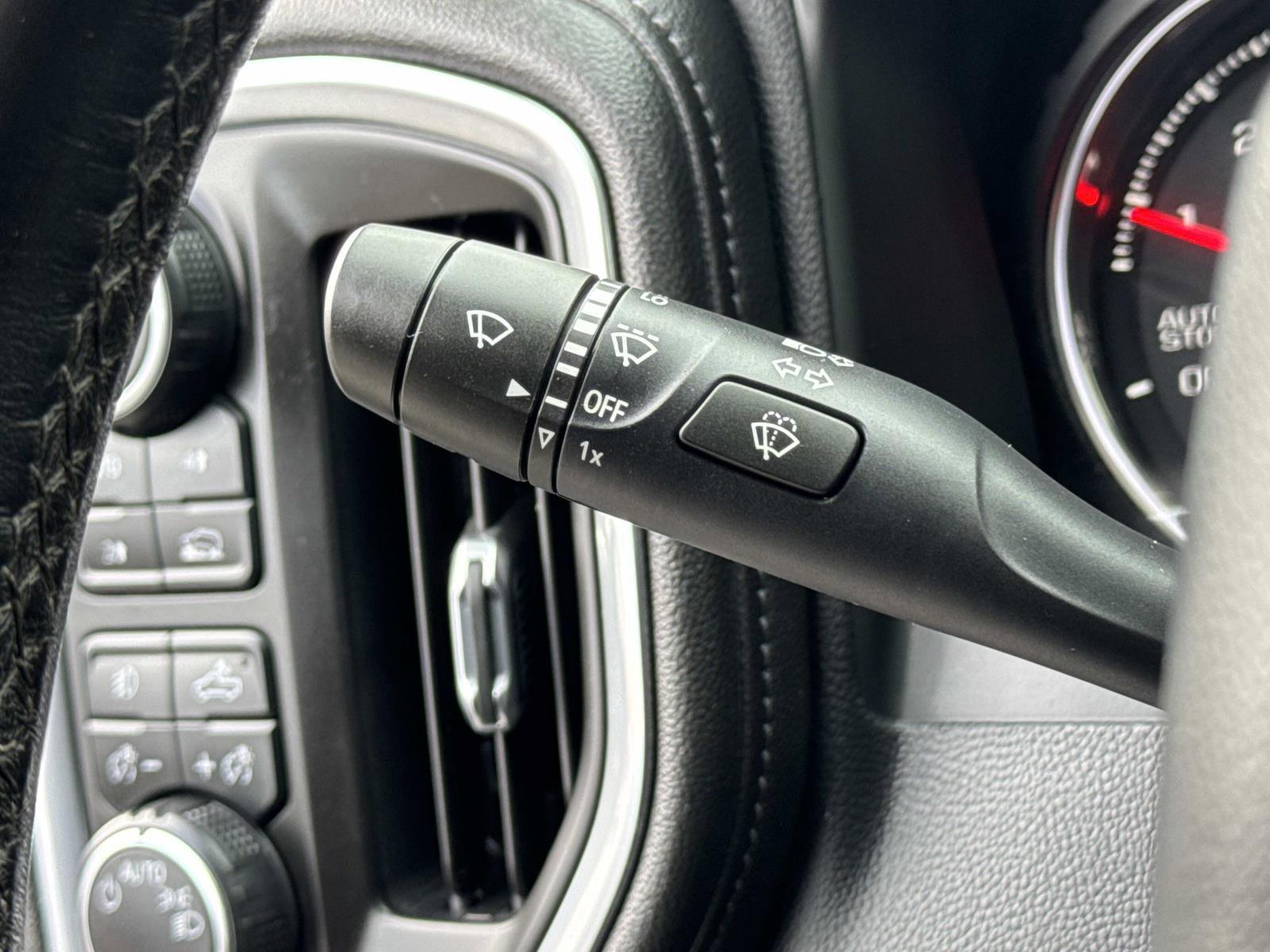 Used 2022 Chevrolet Silverado 1500 RST w/ Bed Protection Package image 8