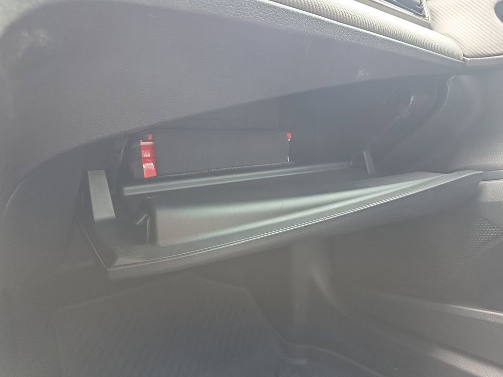 Used 2025 Toyota Camry SE w/ Convenience Package FWD image 34