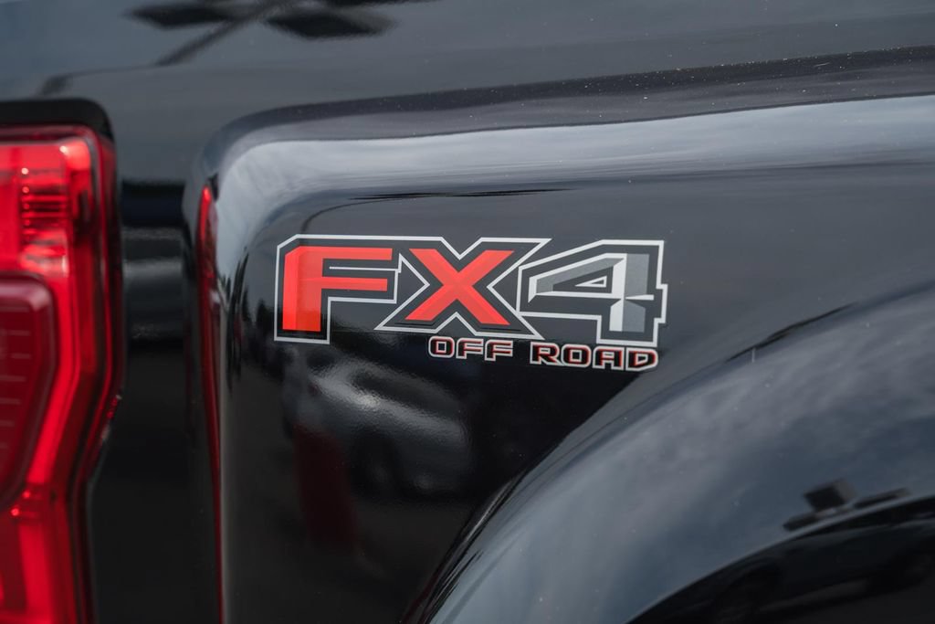 Certified 2022 Ford F450 Platinum w/ FX4 Off-Road Package AWD/4WD image 28
