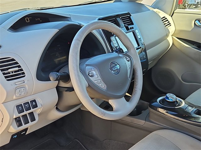 Used 2012 Nissan Leaf SL image 13