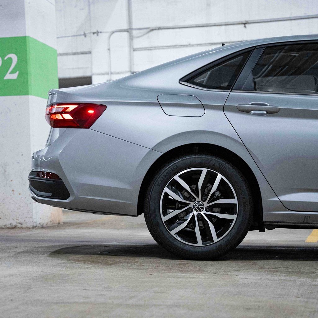 New 2026 Volkswagen Jetta SE image 7