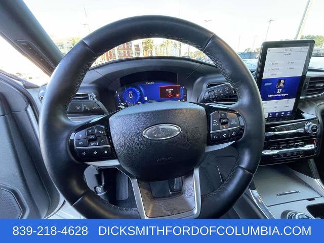 Certified 2022 Ford Explorer Platinum w/ Equipment Group 601A image 21