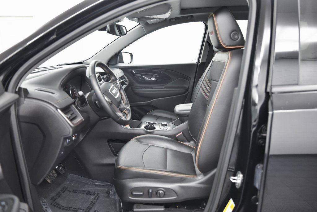 Used 2024 GMC Terrain AT4 image 11