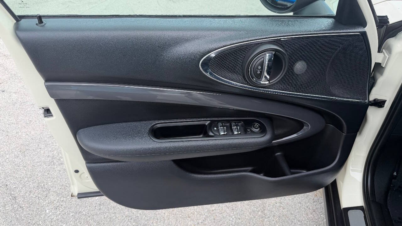 Used 2017 MINI Cooper Clubman S FWD image 17