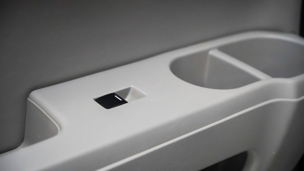 Used 2012 Honda Pilot Touring image 17