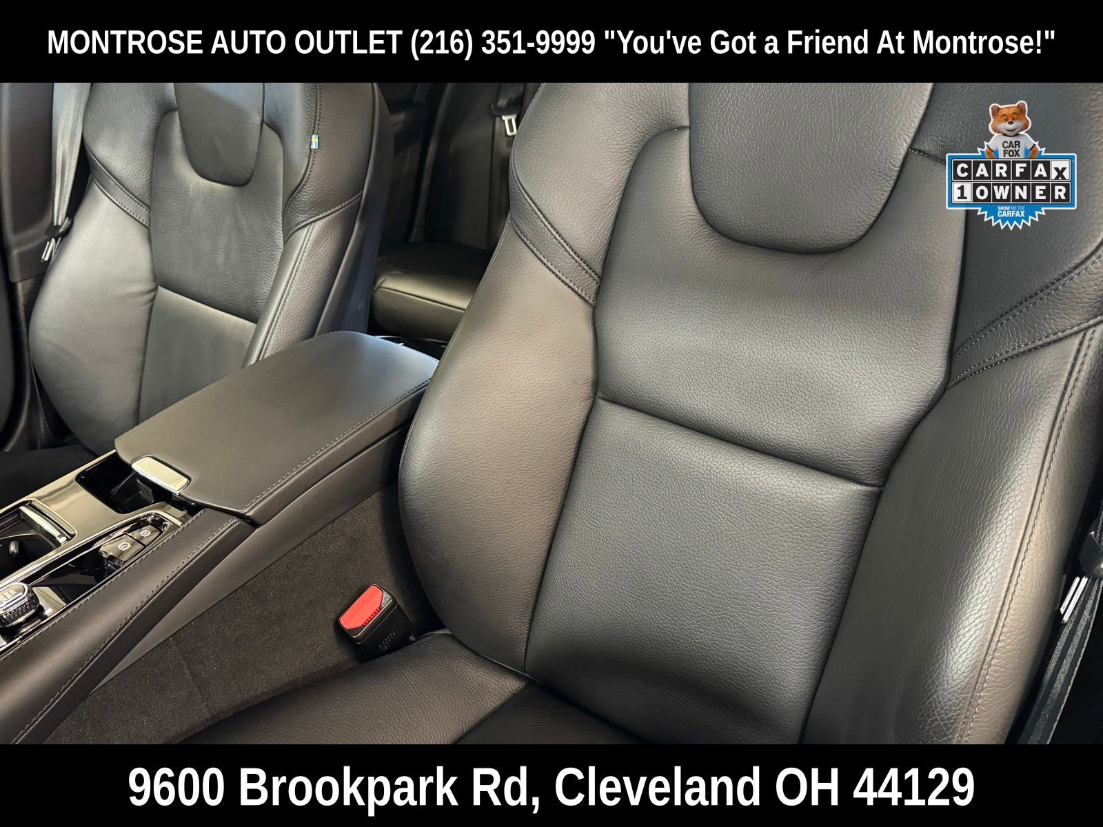 Used 2023 Volvo S60 T8 Plus w/ Climate Package image 28