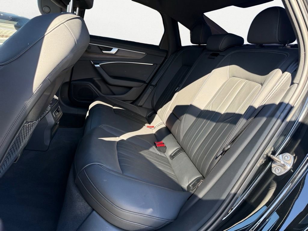 Used 2023 Audi A6 2.0T Premium w/ Convenience Package image 13