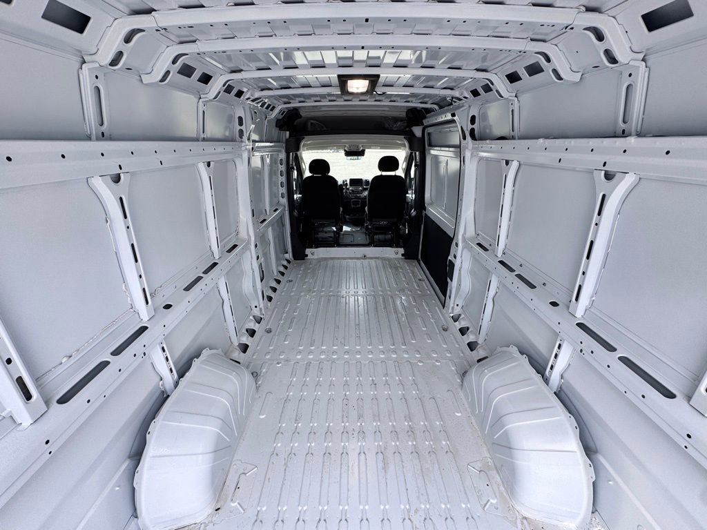 Used 2025 RAM ProMaster 3500 w/ Quick Order Package 22G SLT image 8