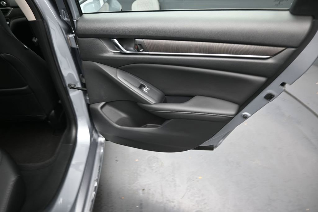 Used 2020 Honda Accord EX-L image 18