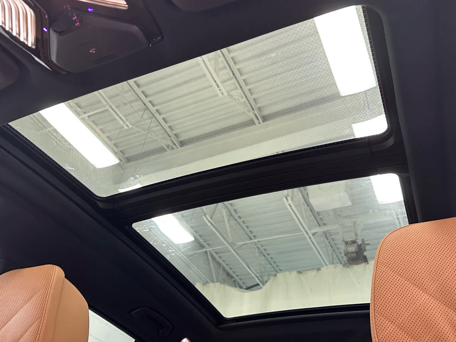 Used 2024 BMW X5 xDrive40i w/ Executive Package image 38