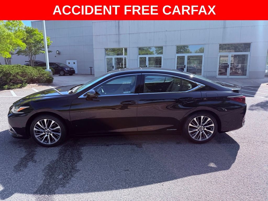 Certified 2020 Lexus ES 300h w/ Premium Package image 5