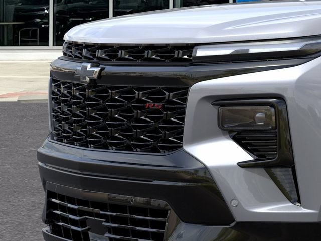 New 2027 Chevrolet Traverse RS w/ LPO, Floor Liner Package FWD image 13