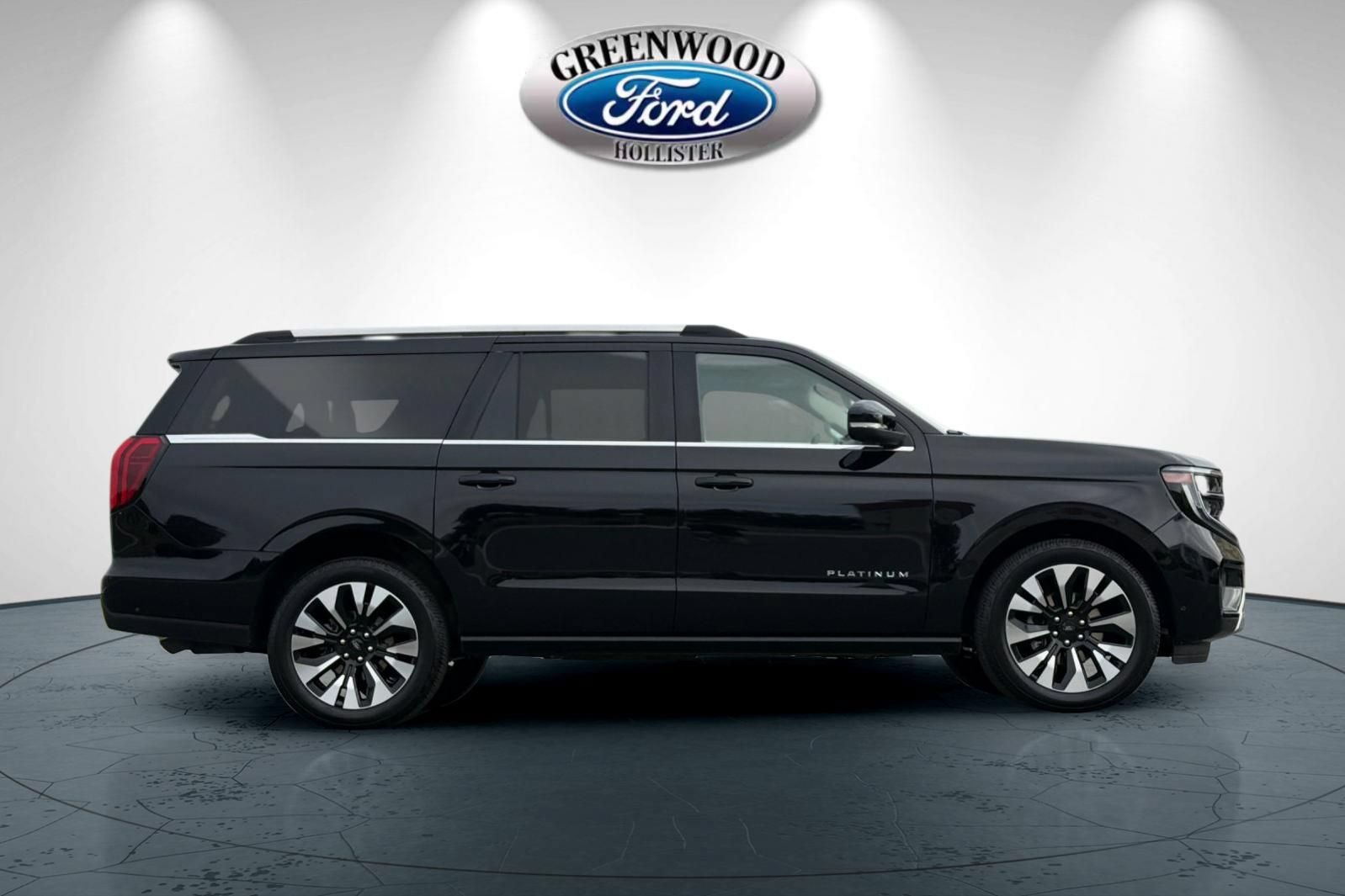 Certified 2025 Ford Expedition Max Platinum w/ Driver's Package AWD/4WD image 3