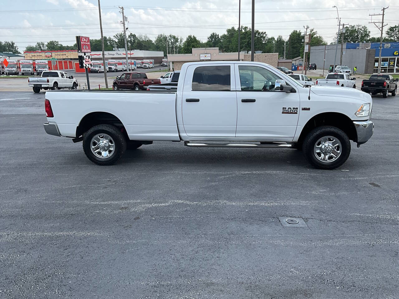 Used 2014 RAM 2500 Tradesman w/ Chrome Appearance Group AWD/4WD image 7
