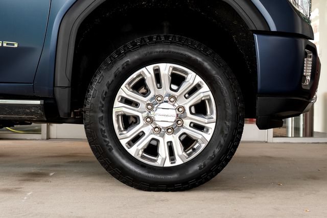 Used 2023 GMC Sierra 2500 Denali w/ Denali Ultimate Package AWD/4WD image 16