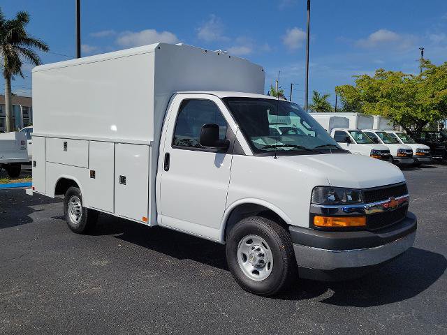 New 2025 Chevrolet Express 3500 w/ Power Convenience Package RWD image 25