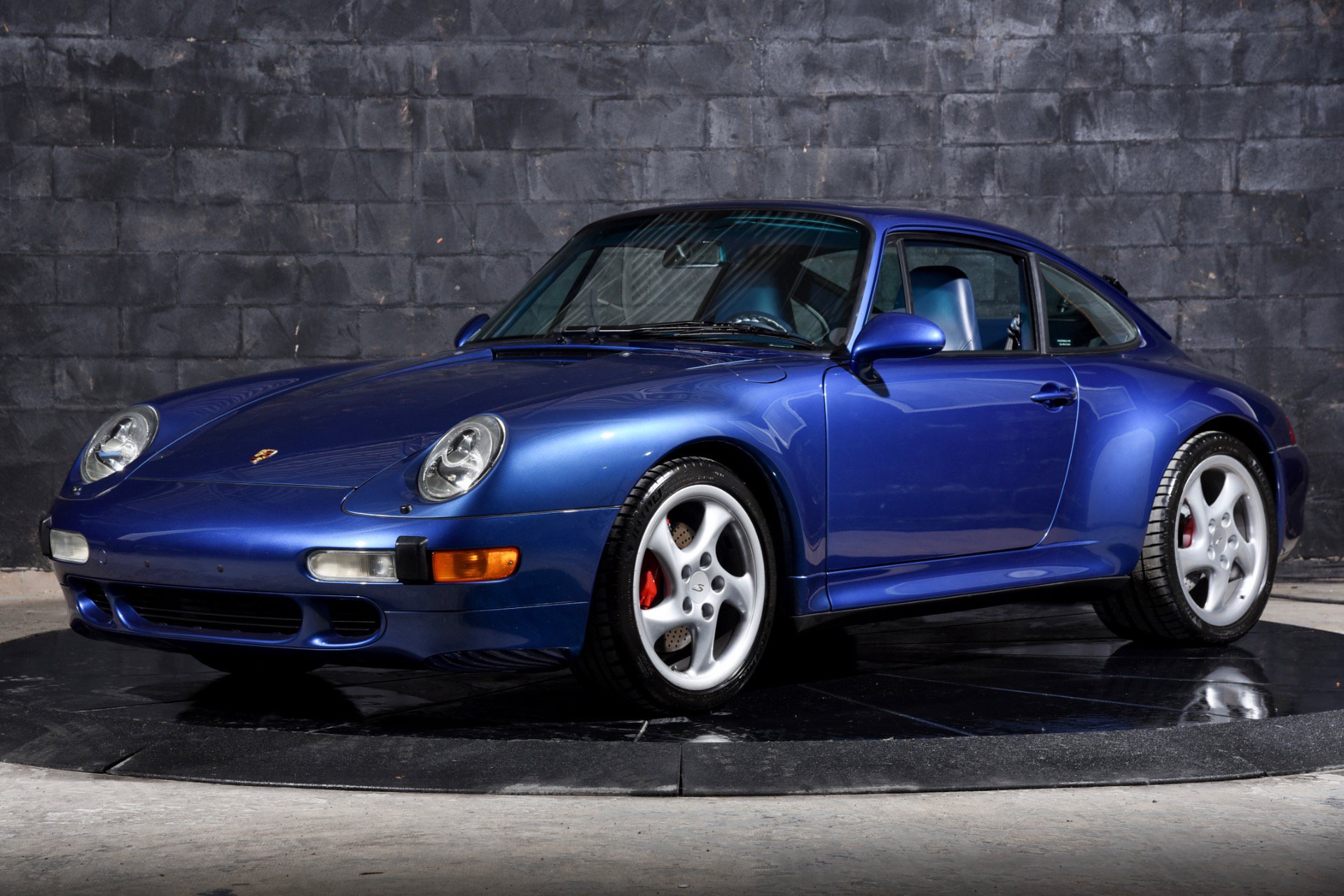 Used 1998 Porsche 911 Carrera 4S AWD/4WD image 9