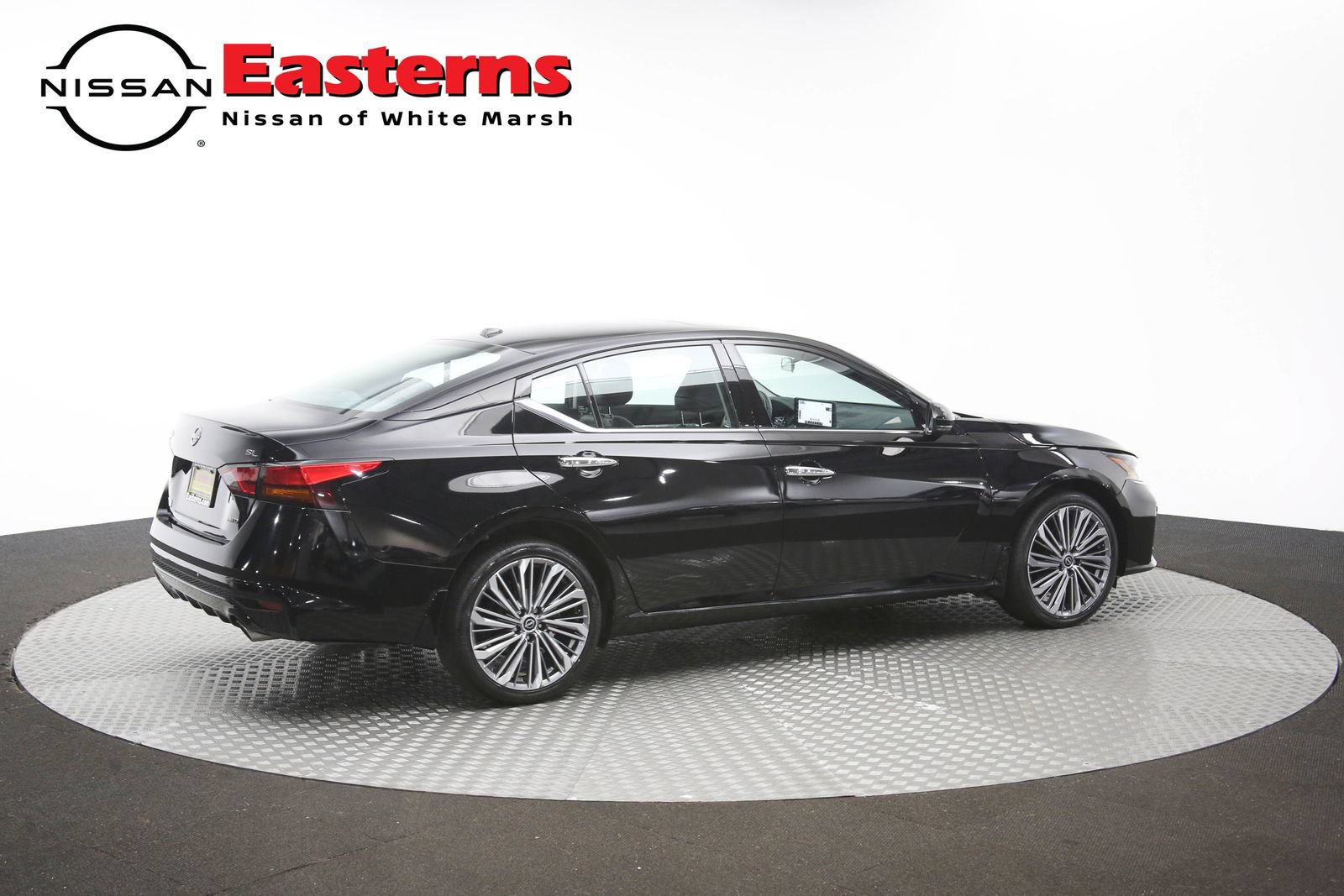 Used 2024 Nissan Altima 2.5 SL AWD/4WD image 38