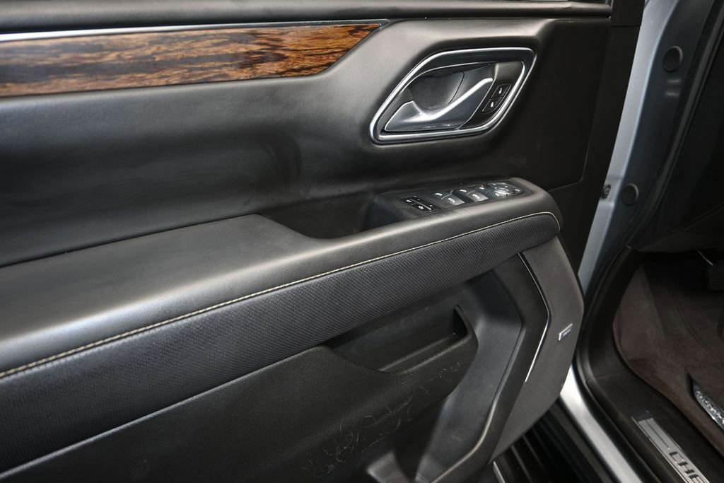 Used 2024 Chevrolet Tahoe Premier RWD image 11