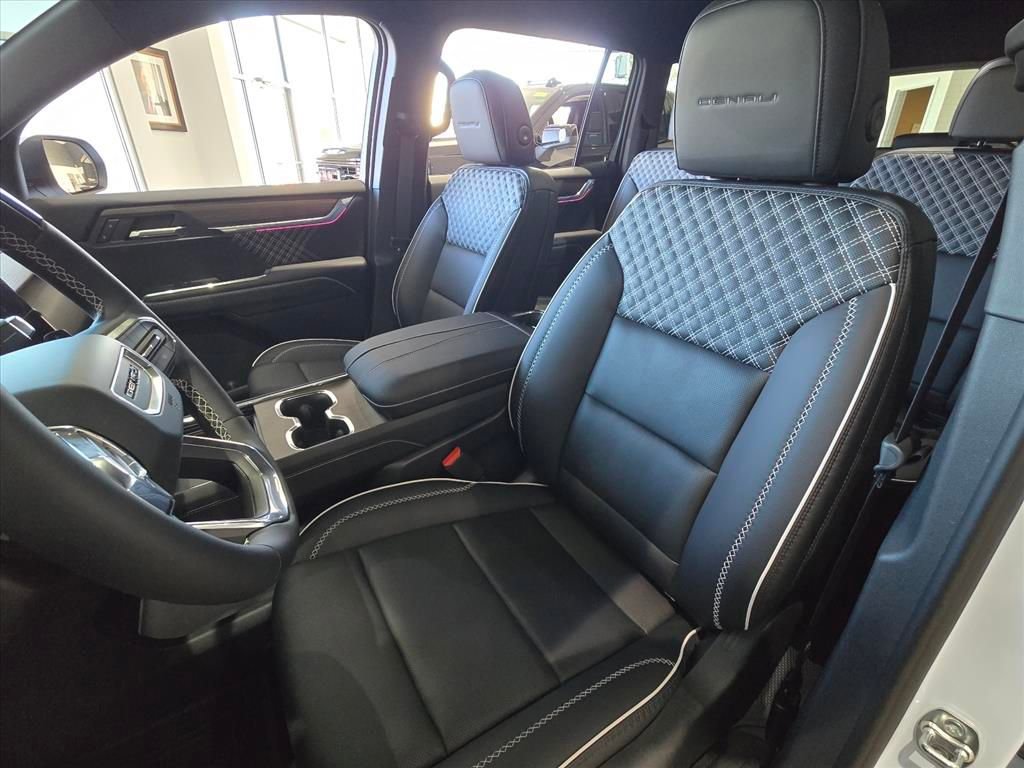 New 2026 GMC Acadia Denali w/ Super Cruise Package image 14