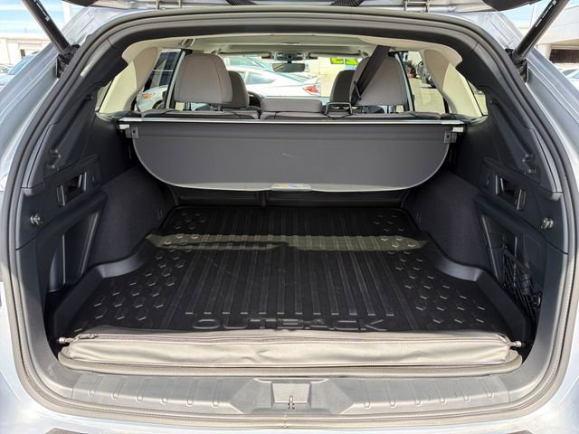 Used 2025 Subaru Outback Premium image 25