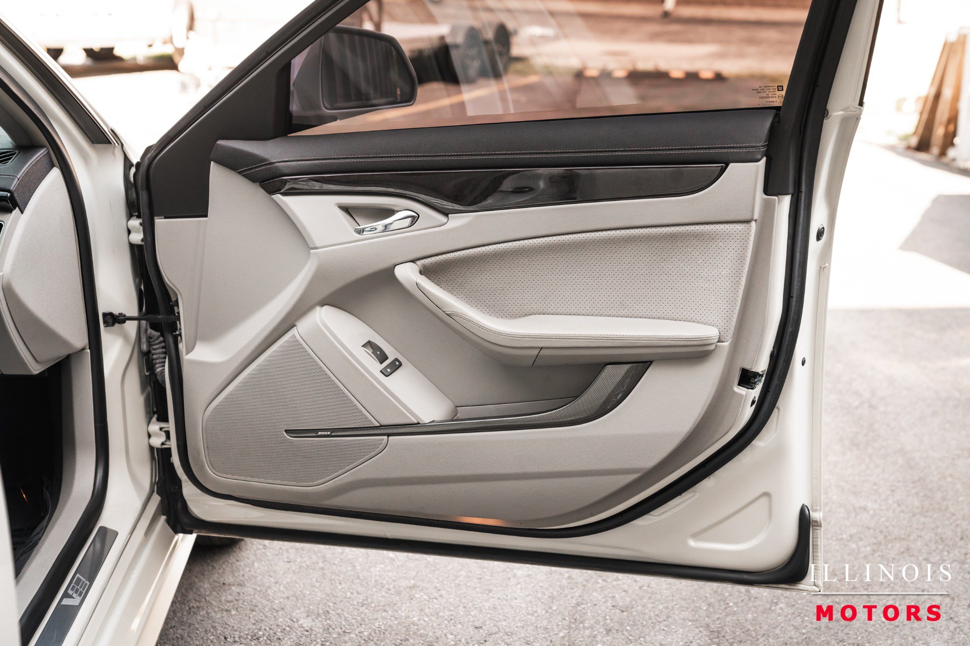 Used 2011 Cadillac CTS V w/ Wood Trim Package RWD image 29