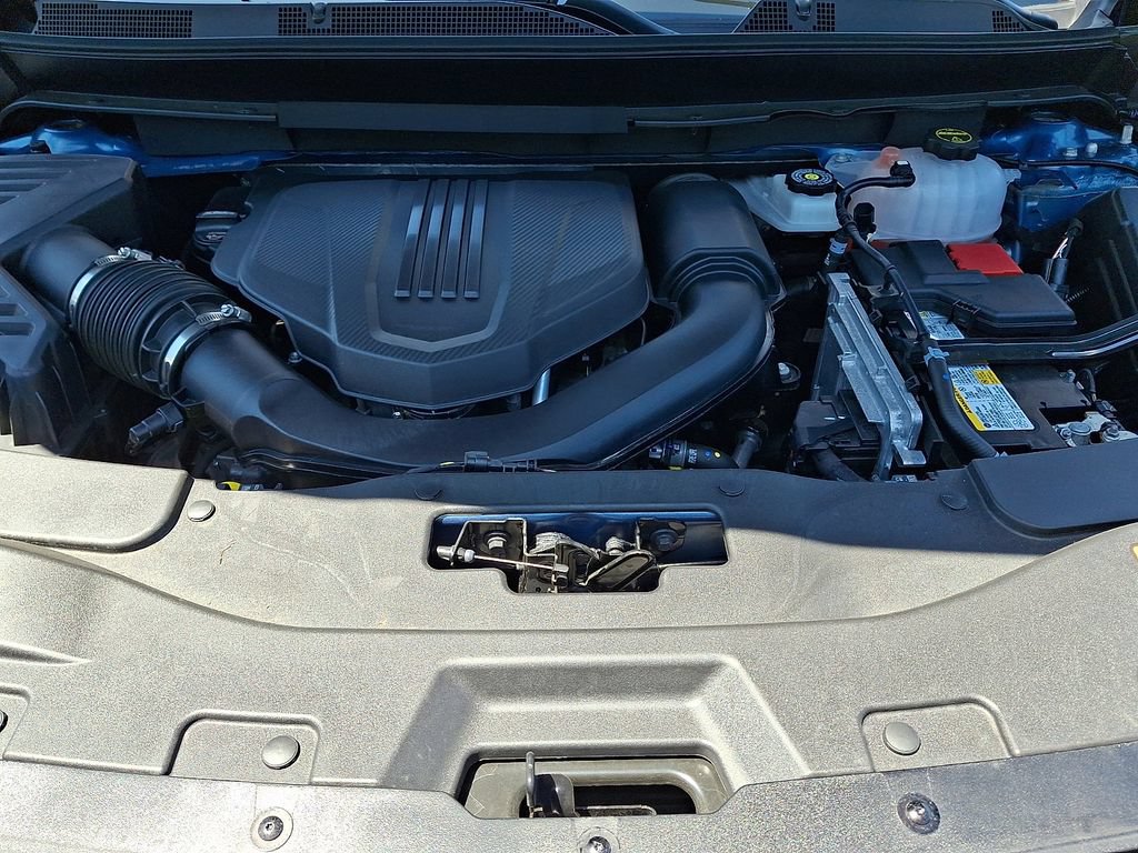 Certified 2025 Chevrolet Traverse LT AWD/4WD image 26
