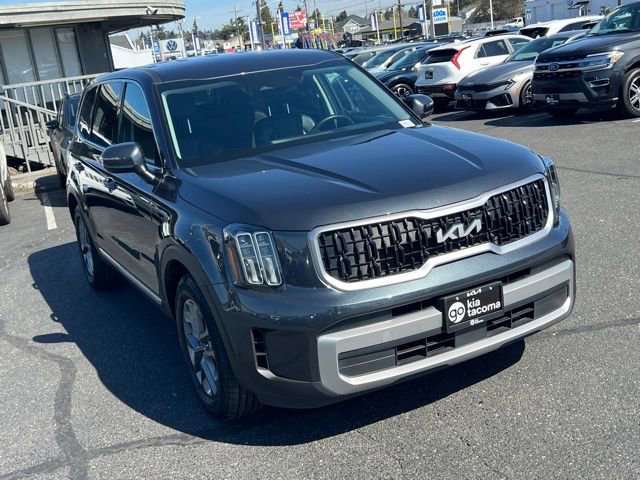 Used 2023 Kia Telluride LX AWD/4WD image 7
