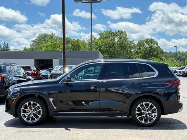 Used 2024 BMW X5 xDrive40i w/ Premium Package AWD/4WD image 49