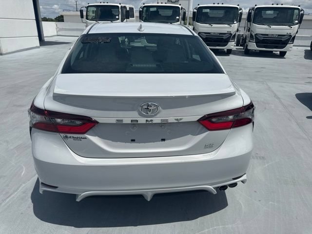 Used 2024 Toyota Camry SE FWD image 17