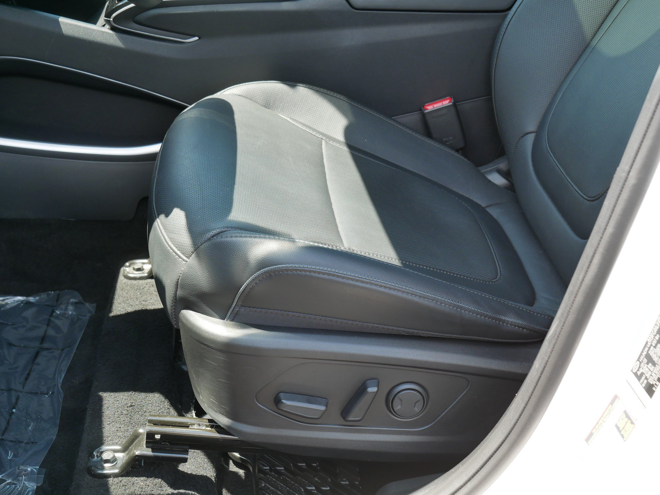 Used 2024 Hyundai Tucson Limited AWD/4WD image 13
