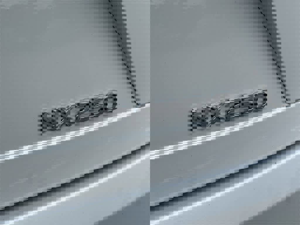 Used 2024 Lexus NX 250 FWD image 10