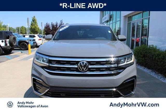 Used 2020 Volkswagen Atlas Cross Sport SE w/ Panoramic Sunroof Package AWD/4WD image 2