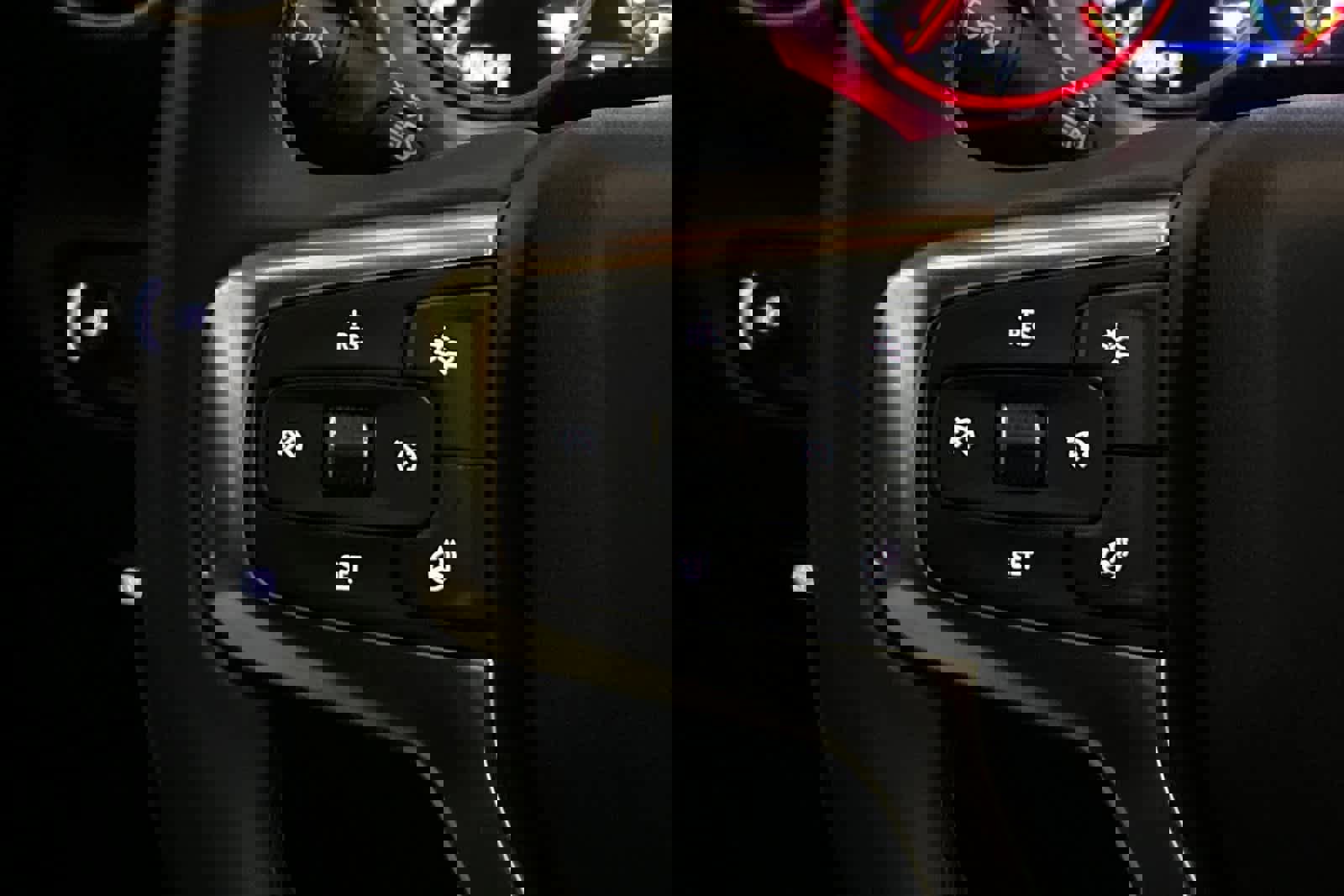 Used 2024 Chevrolet Blazer Premier w/ Enhanced Convenience Package image 32