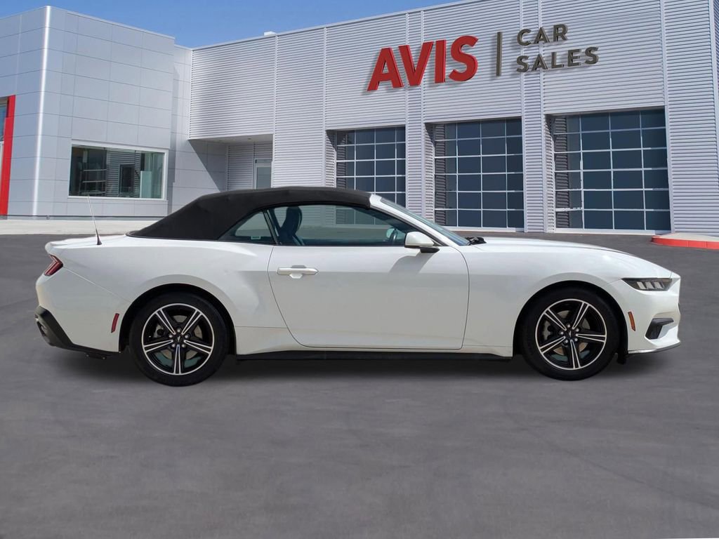 Used 2024 Ford Mustang Premium image 5