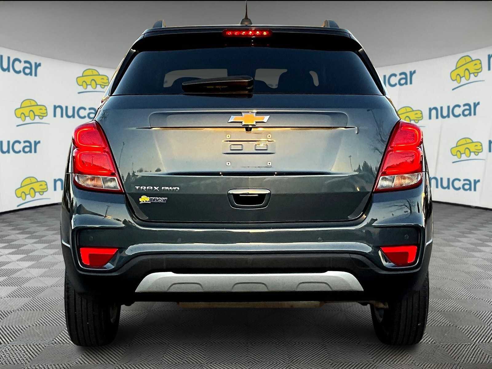 Used 2022 Chevrolet Trax LT w/ Driver Confidence Package image 5