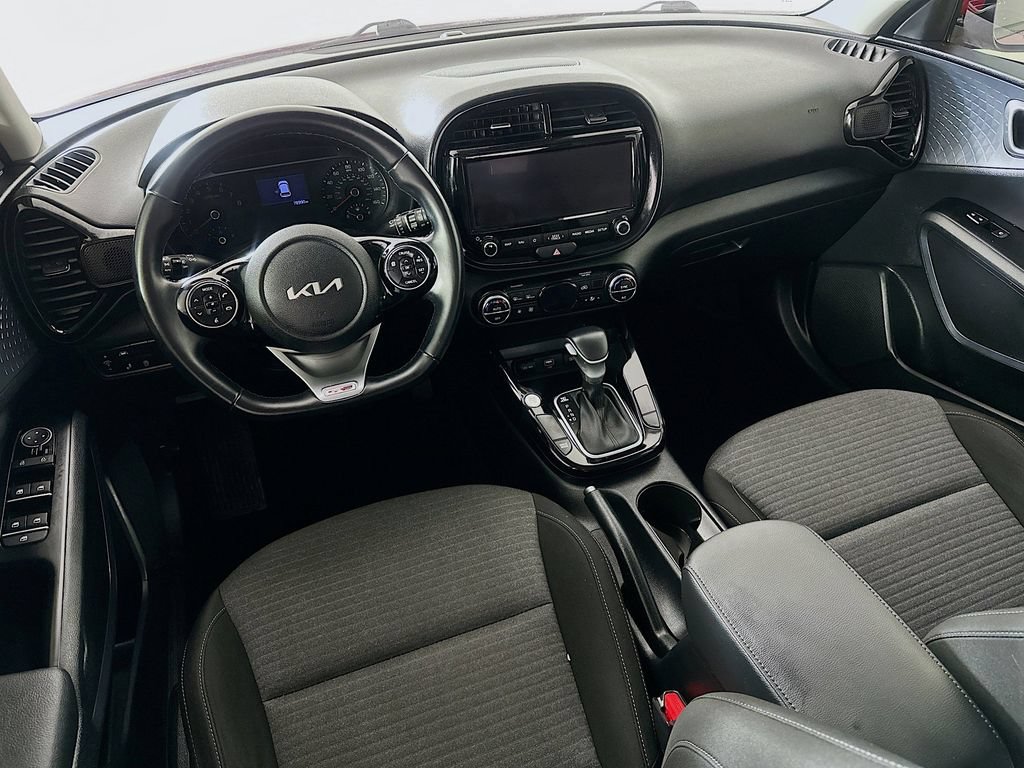 Certified 2022 Kia Soul GT-Line FWD image 28