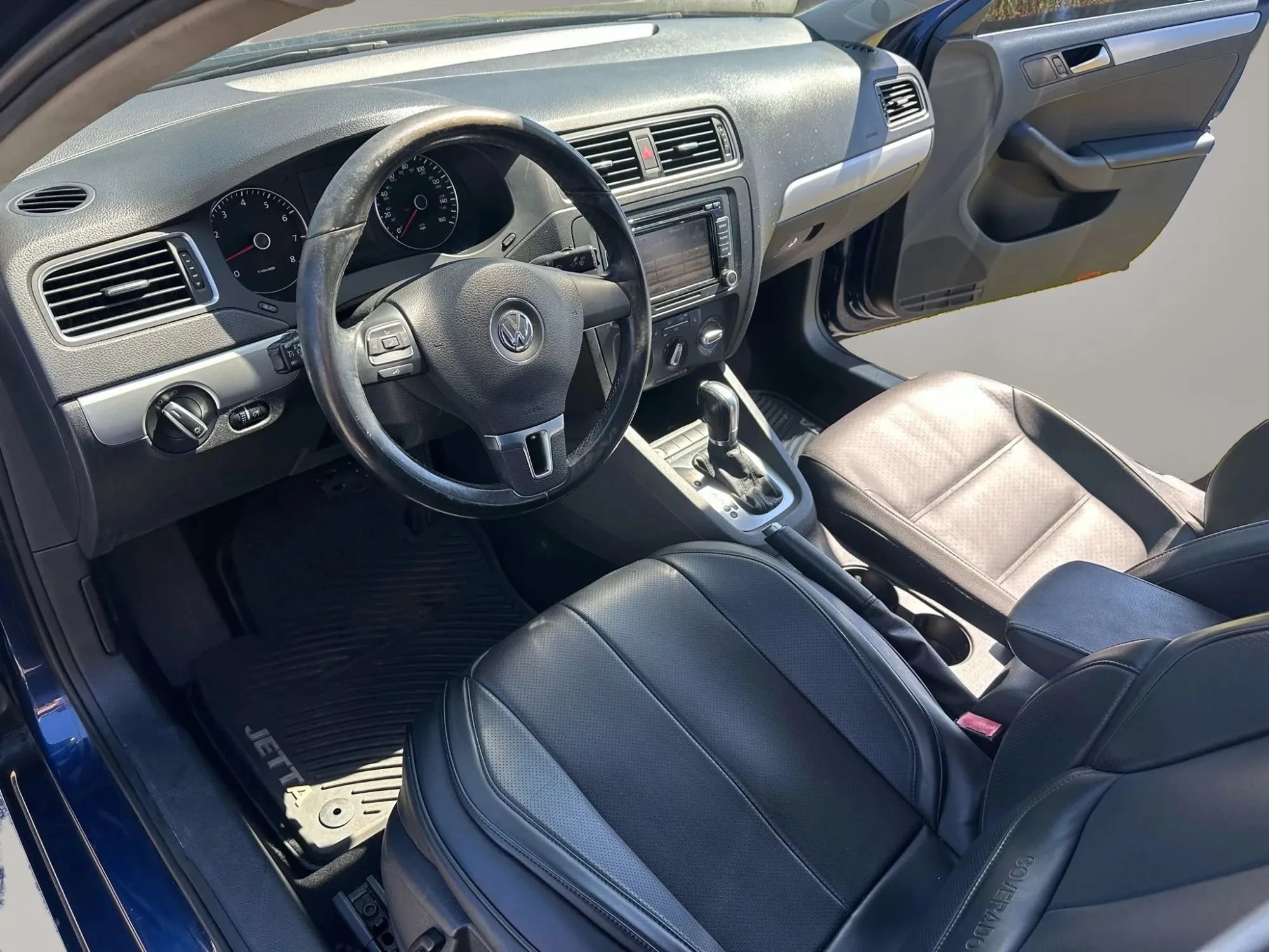 Used 2014 Volkswagen Jetta SE FWD image 10