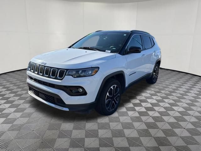 Used 2024 Jeep Compass Limited AWD/4WD image 13