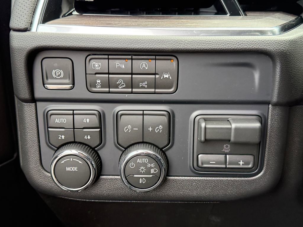New 2026 Chevrolet Tahoe Premier AWD/4WD image 23