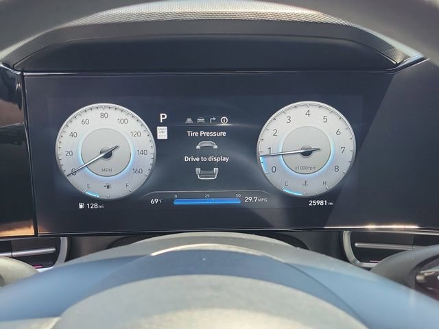 Used 2024 Hyundai Elantra SEL FWD image 9