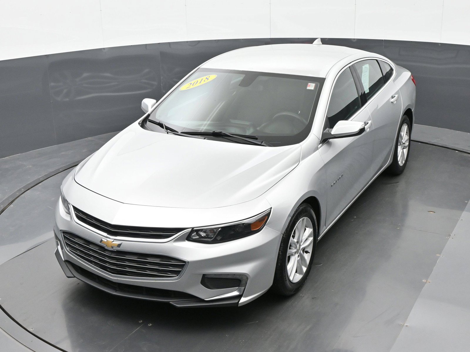 Used 2018 Chevrolet Malibu LT FWD image 30