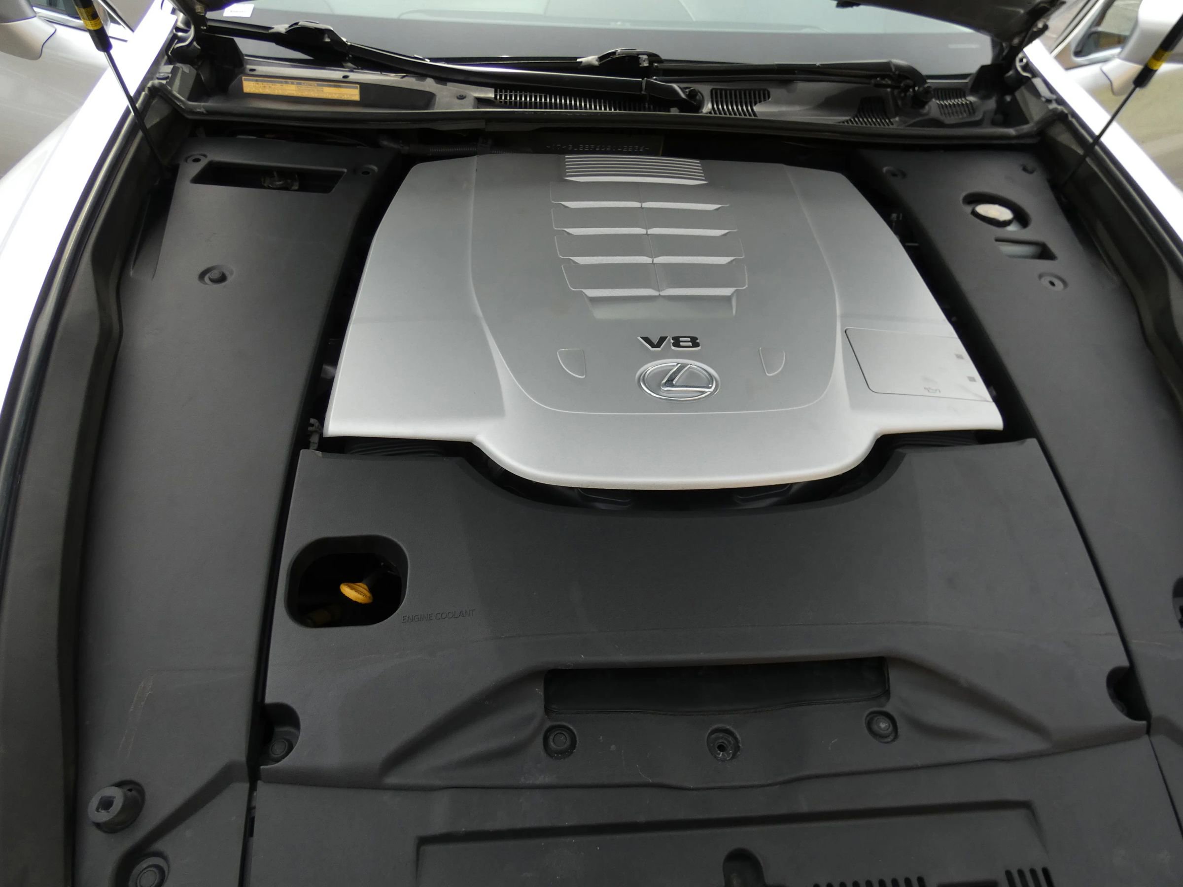 Used 2016 Lexus LS 460 w/ Comfort Package image 90