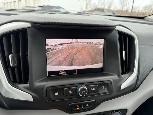 Used 2023 GMC Terrain SLE w/ Driver Convenience Package image 21