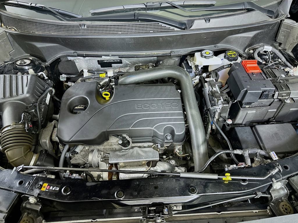 Used 2025 Chevrolet Equinox LT w/ Convenience Package II image 9