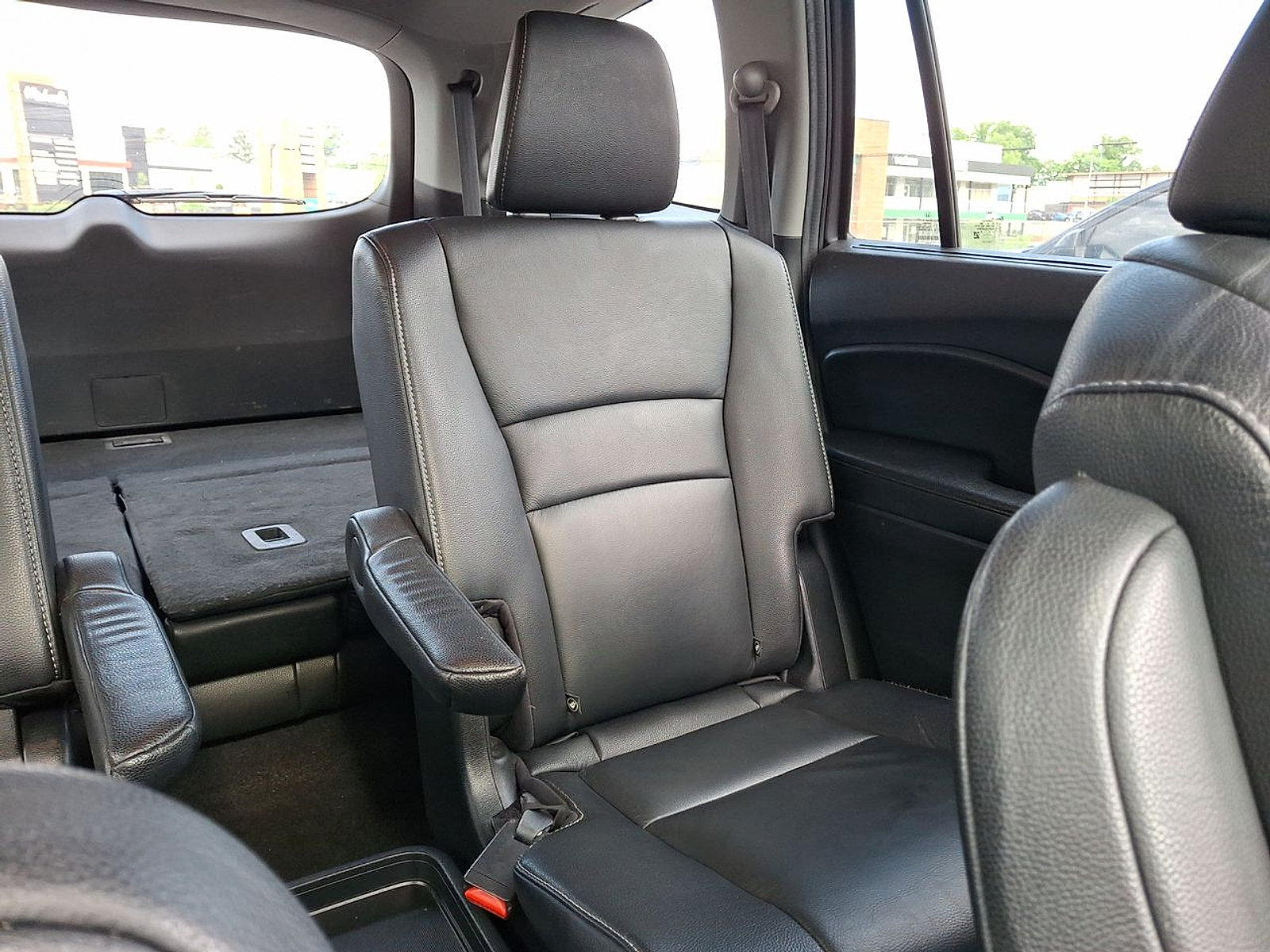 Used 2020 Honda Pilot Touring image 14