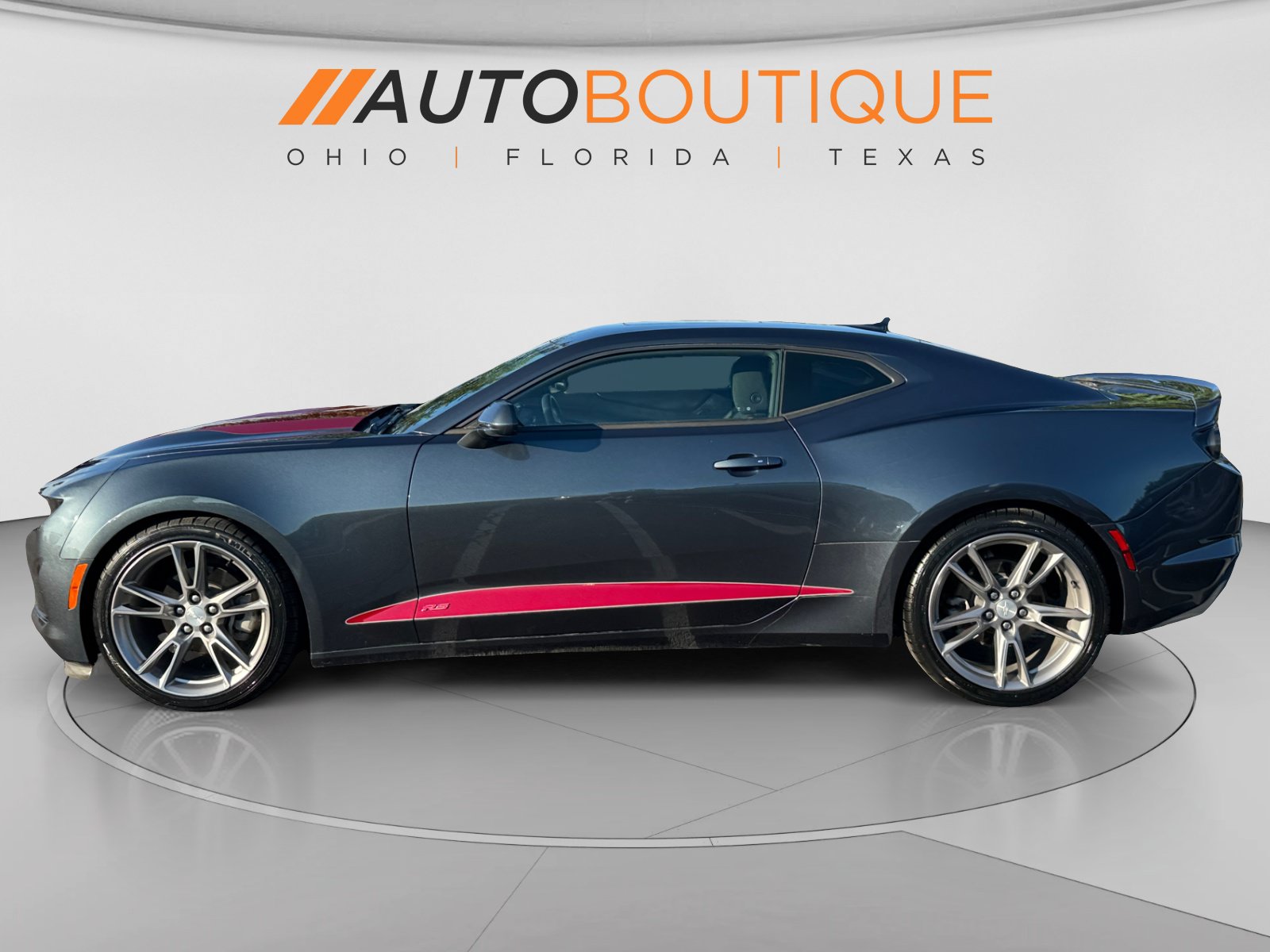 Used 2020 Chevrolet Camaro LT w/ RS Package RWD image 2