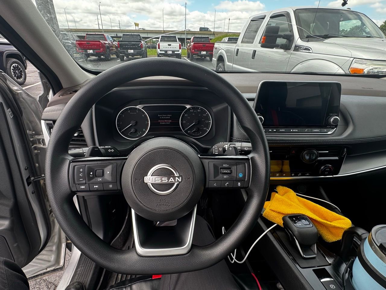 Used 2022 Nissan Rogue SV AWD/4WD image 7